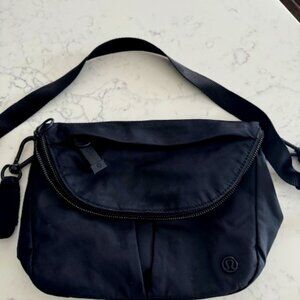 Lululemon All Night Festival Bag 5L